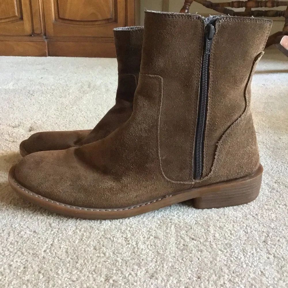 Banana Republic Brown Suede Leather Ankle Boots